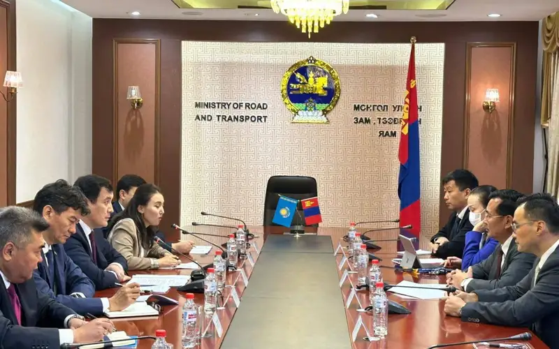 Казахстан и Монголия обсудили строительство новой автомобильной дороги