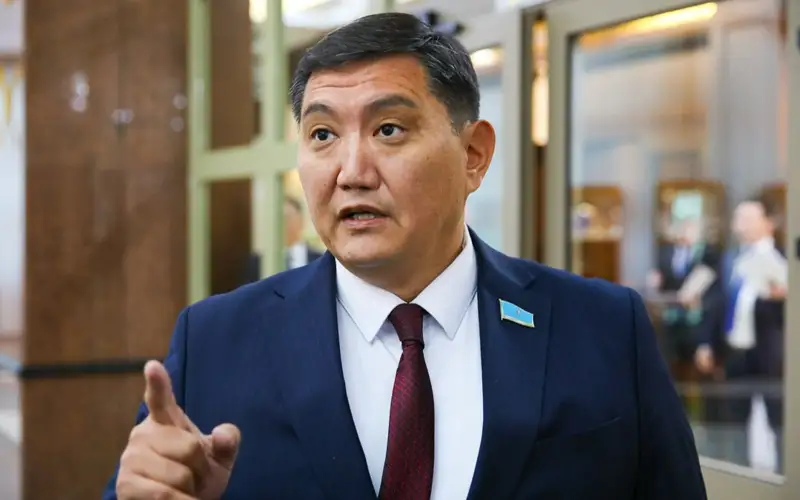 Бақытжан Базарбек