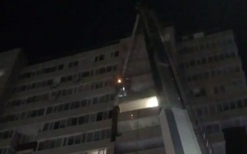 пожар в многоэтажном доме в Астане