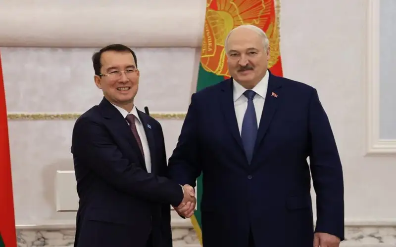 Қазақстан Елшісі Беларусь Президентіне сенім грамоталарын табыс етті