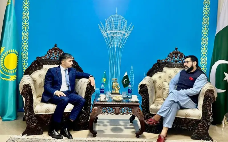 Pakistan stands for expanding interregional cooperation with Kazakhstan