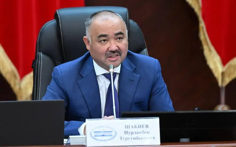  Нурланбек Шакиев