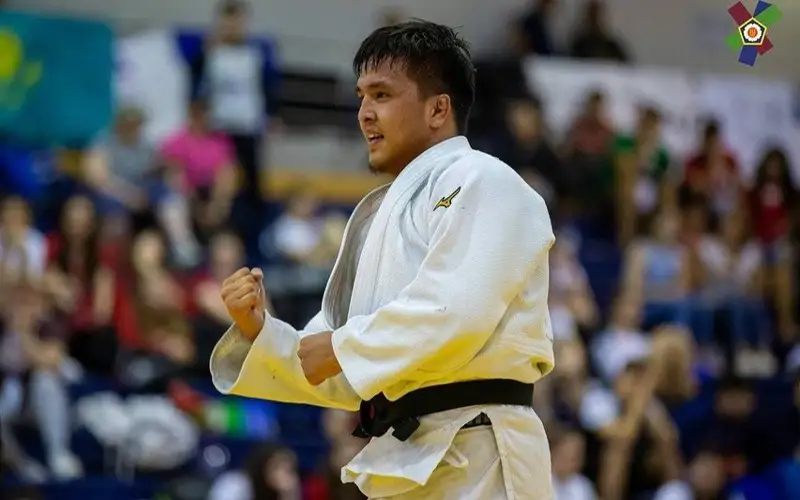 Азат Кумисбай