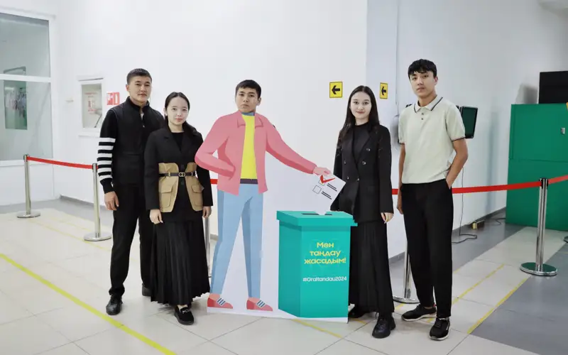 Batys Qazaqstan oblysynda 18 jasqa tolǵan jastar daýys berdi