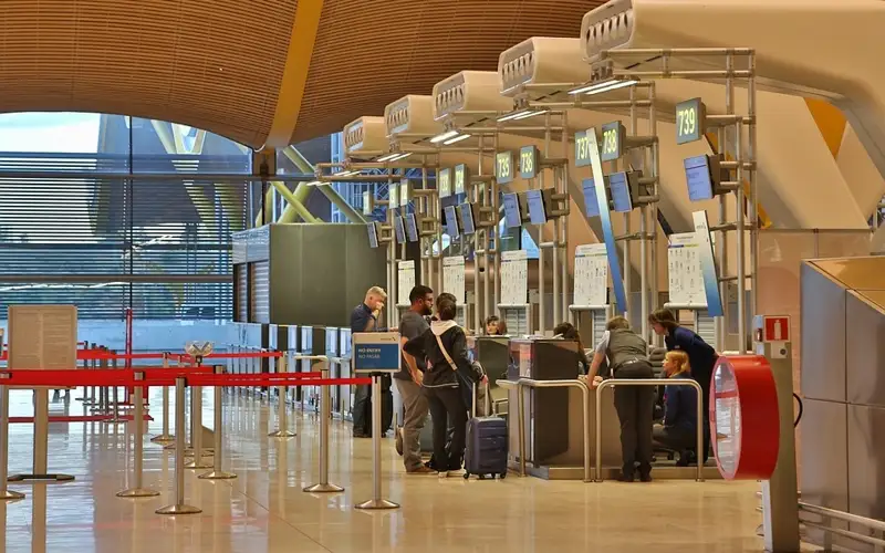 Жыныс мүшесіне алтын жасырған: Түркия әуежайында өзбекстандық әйелдер ұсталды