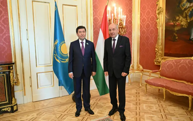 Мы заинтересованы в развитии межпарламентского сотрудничества с Венгрией — Ерлан Кошанов