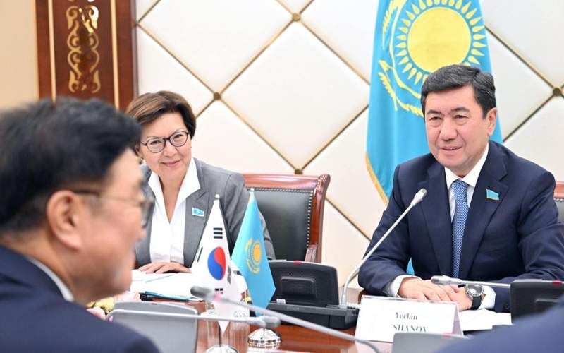 Мәжіліске Корея Парламентінің төрағасы келді