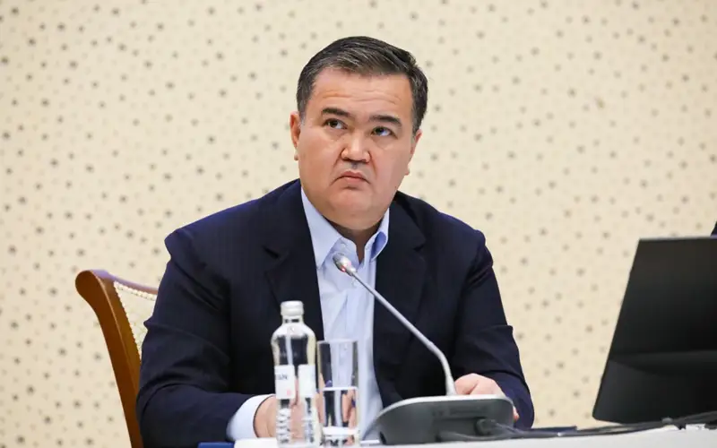 Женис Касымбек