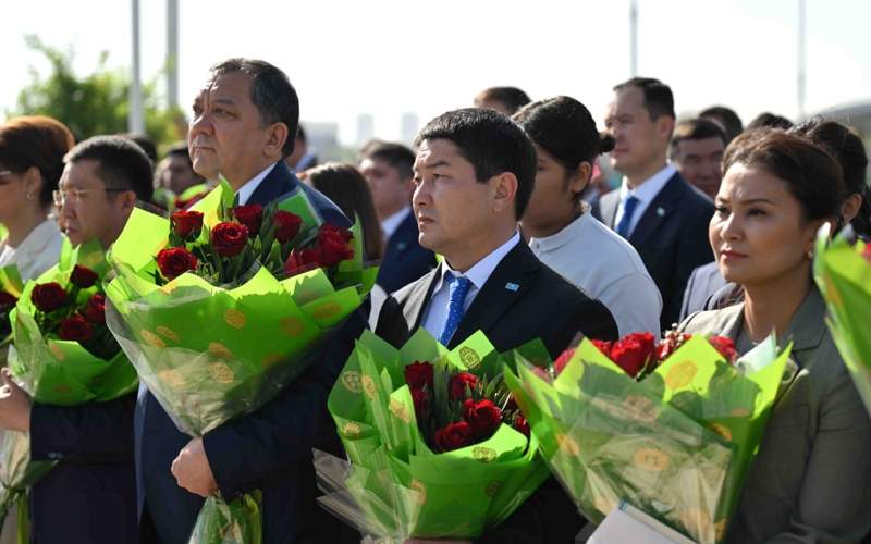 Ашхабатта Абай ескерткішін ашты