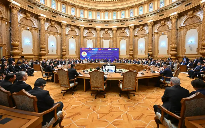 Тәжікстан Конституциясына 30 жыл