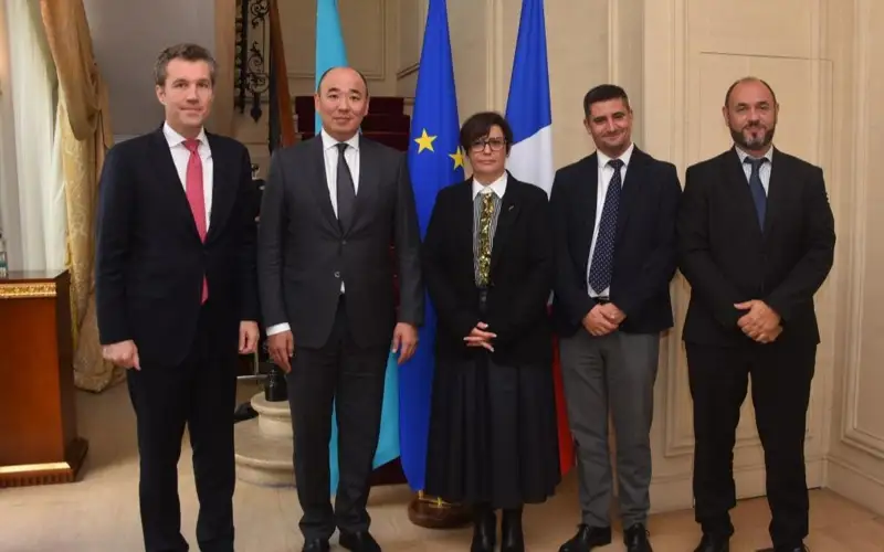 Франция мен Қазақстан арасындағы өнеркәсіптік кооперация: екіжақты кездесулер және бірлескен жобаларды талқылау