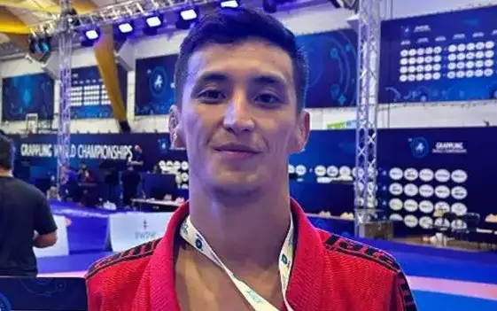 Самат Айтпанбет 