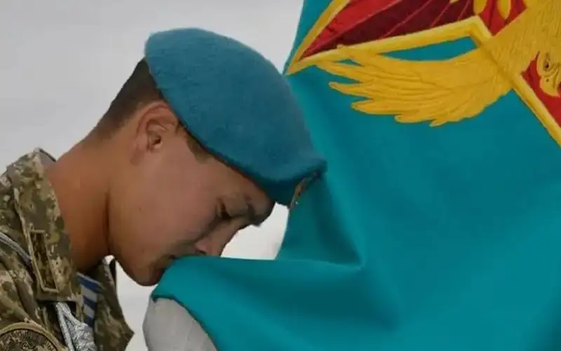 Армия, военнослужащие