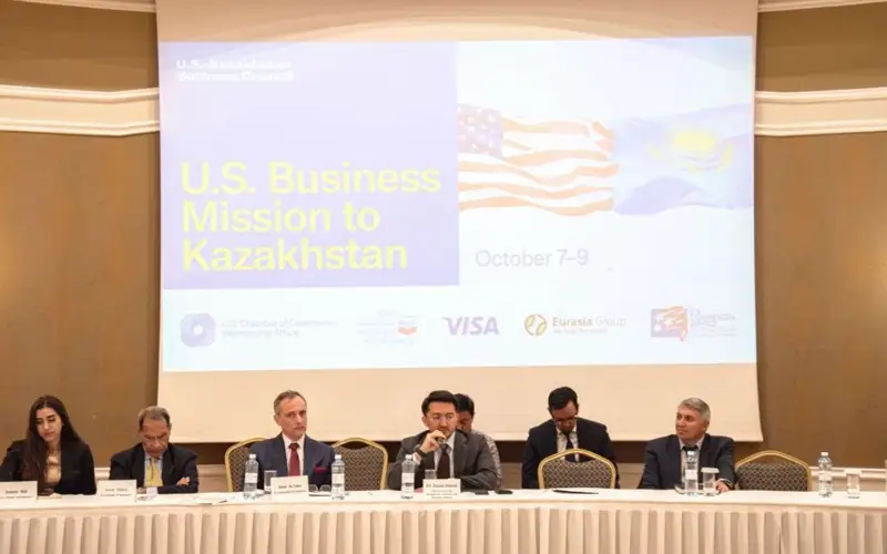  Meta мен Apple өкілдерімен кездесу