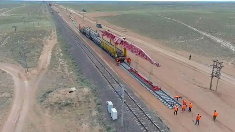 Вторые пути на железнодорожном участке Достык - Мойынты готовы на 70 процентов