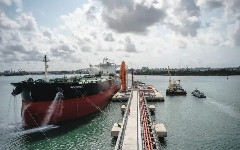 Oil shipment