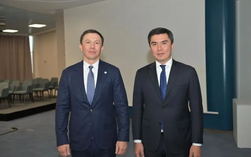 Геннадий Головкин провел встречу с президентом Федерации альпинизма и спортивного скалолазания Нурсултаном Шокановым