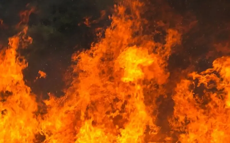 В Нигерии взорвался бензовоз