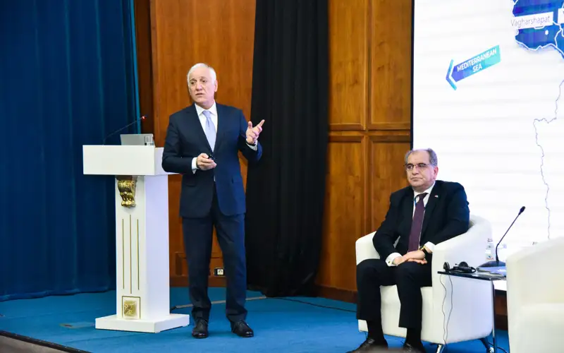 Ваагн Хачатурян: казахстанская система образования — образец для Армении