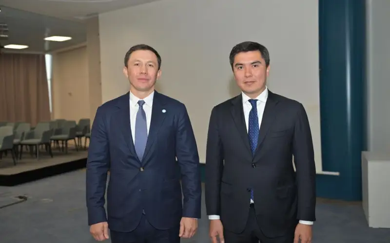  Геннадий Головкин  мен Нұрсұлтан Шоқанов