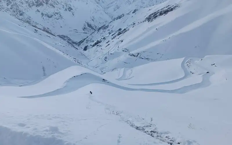 Шестеро человек пропали в горах Кыргызстана
