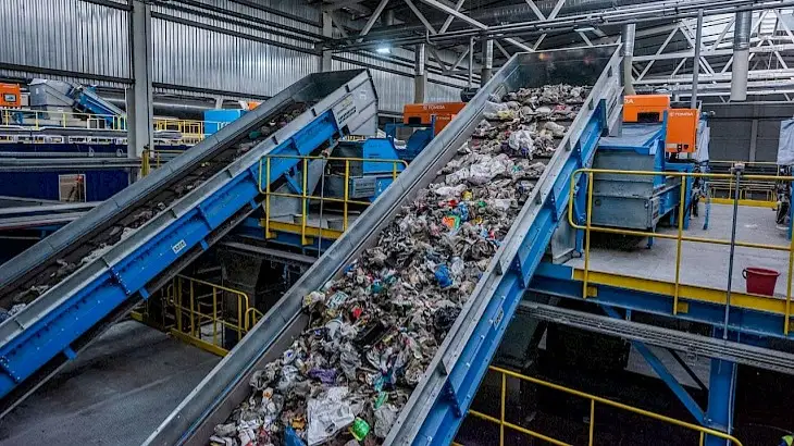 Waste sorting plant 