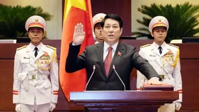 Lyong Kyong Vetnamnyń jańa prezıdenti bolyp saılandy