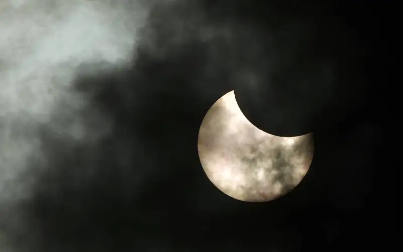 лунное затмение