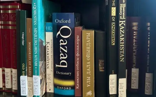 First Qazaq-English Oxford Dictionary presented to  U.S. Congress Library 