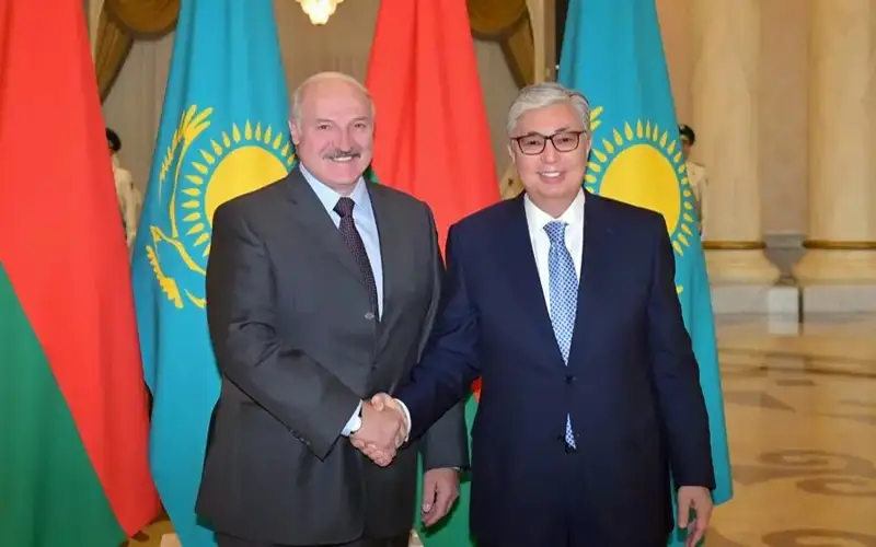 Aleksandr Lukashenko congratulates Kassym-Jomart Tokayev on Republic Day