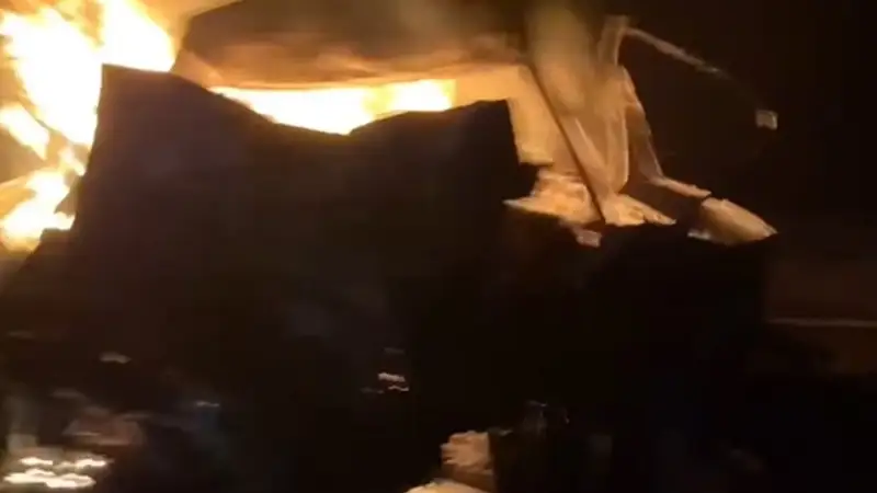 авто сгорело в ДТП на трассе