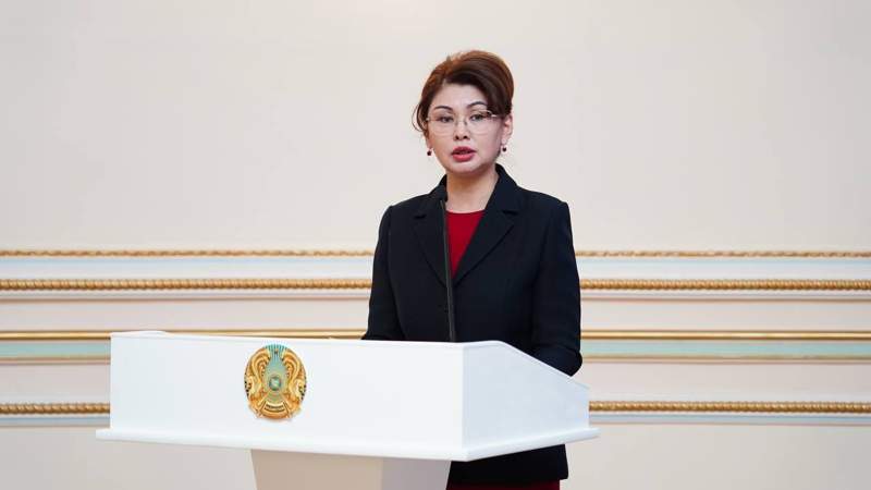 министр культуры и информации РК Аида Балаева министр культуры и информации РК Аида Балаева