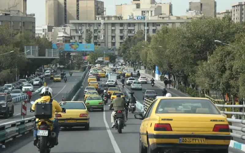 Улица в Тегеране.