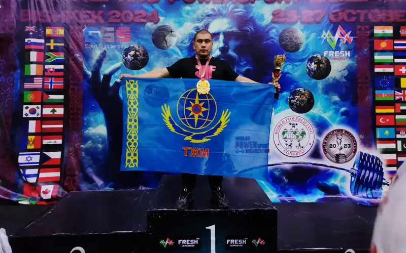 Атыраулық өрт сөндіруші пауэрлифтингіден әлем чемпионы атанды 