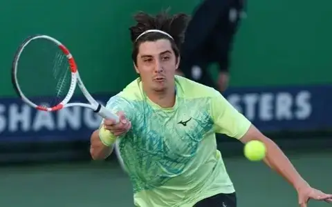 Kazakh tennis players down in ATP Singles and Doubles Rankings