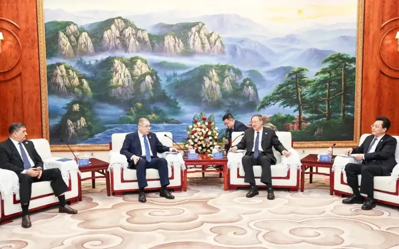 哈萨克斯坦驻华大使