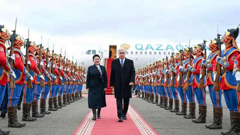 Toqaev Mońǵolııada