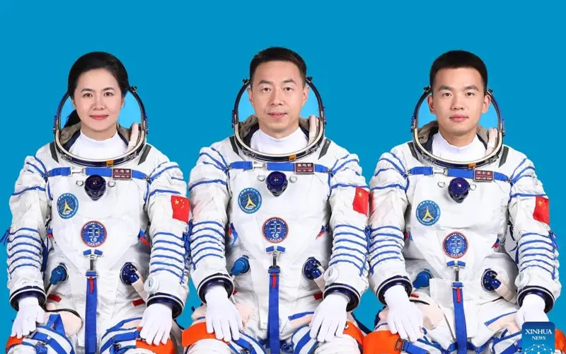 China unveils Shenzhou-19 crew for space station mission