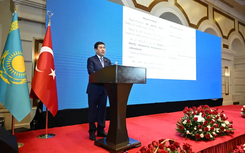 Спикер Мажилиса принял участие в торжественном приеме по случаю Дня Турции