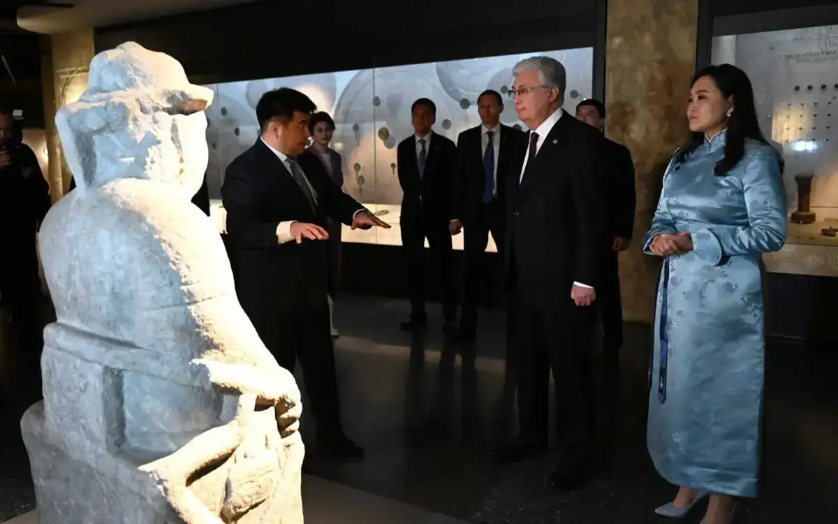 Tokayev visits Chinggis Khaan National Museum