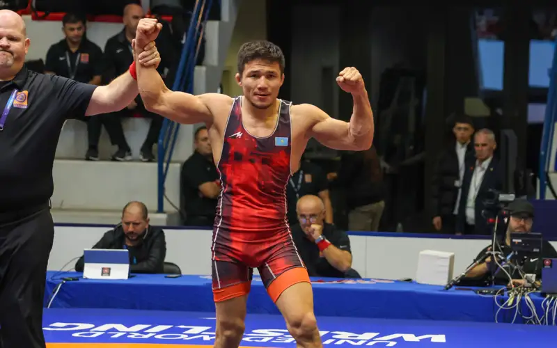Әлем чемпионаты: Нұрқожа Қайпанов бас жүлдеге, Дәулет Ергеш қолаға таласады