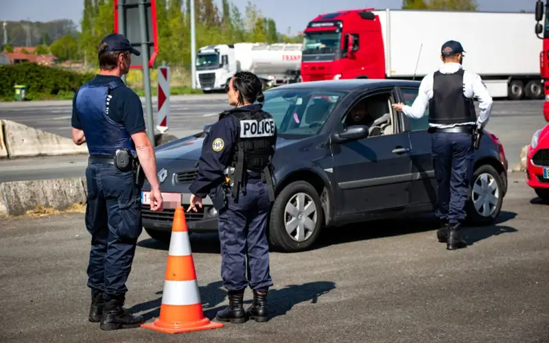 Большинство стран Евросоюза восстанавливают контроль на внутренних границах