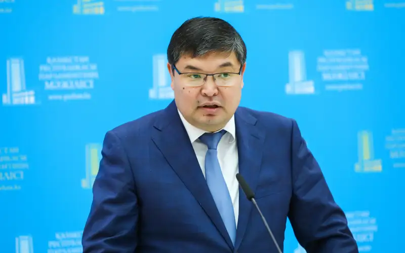  Мади Такиев 