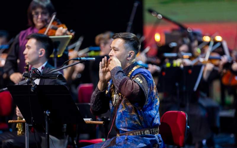 Всемирно известный скрипач-виртуоз Марат Бисенгалиев провел экспериментальный концерт в&nbsp;Астане