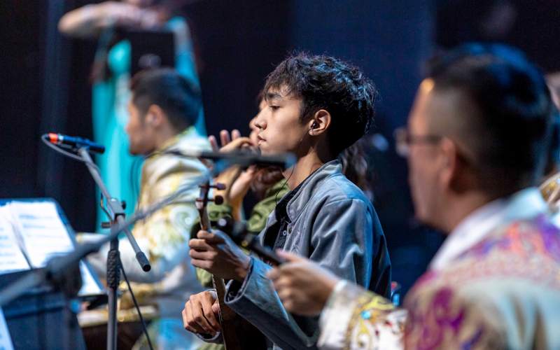 Всемирно известный скрипач-виртуоз Марат Бисенгалиев провел экспериментальный концерт в&nbsp;Астане