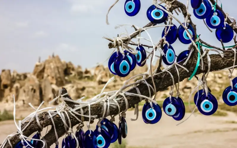 Тіл-көз тасқа