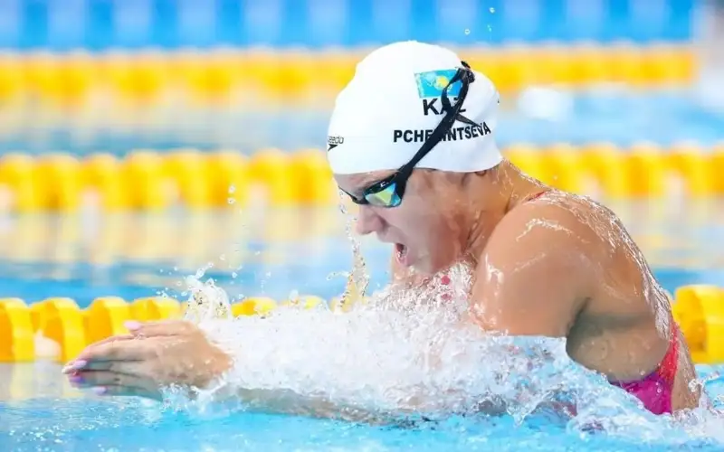 Kazakh swimmers set up 2 records at Singapore World Cup