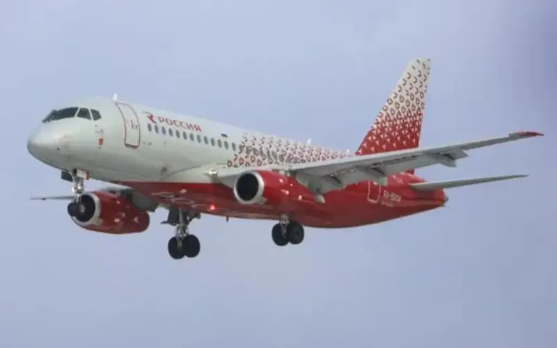 Rossiya Airlines jet makes emergency landing at Moscow airport over suspected fuel leak