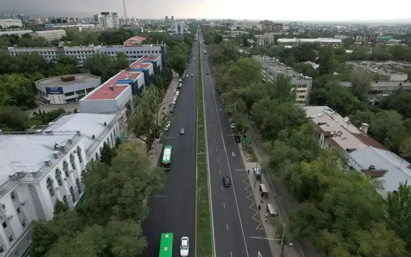 Алматыда Абай даңғылының бір бөлігі 25 күнге жабылды