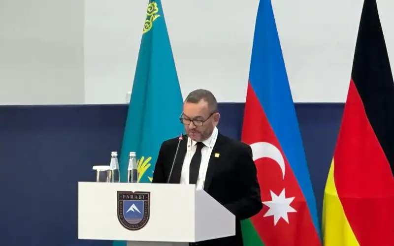 Жейсон Ньюман